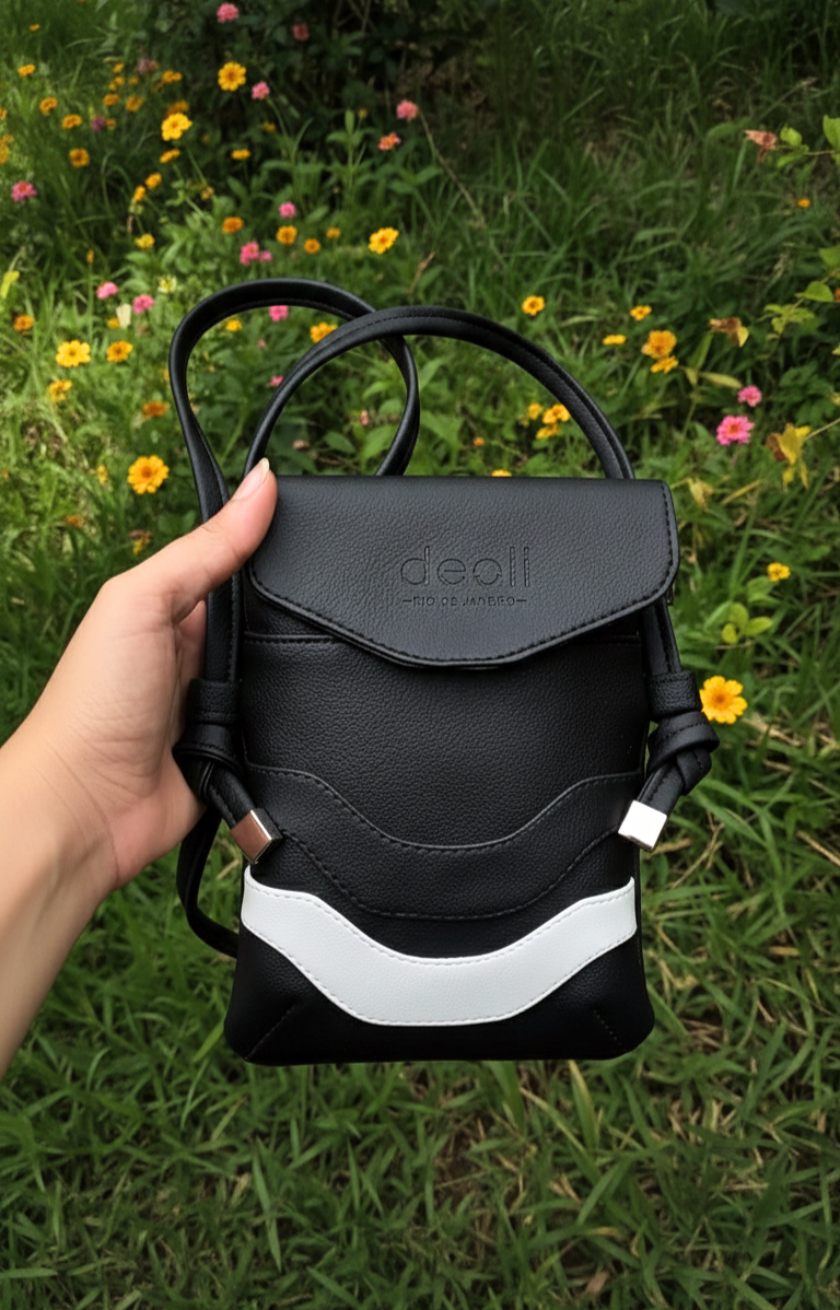 bolsa tiracolo shoulder preto e branca copacabana